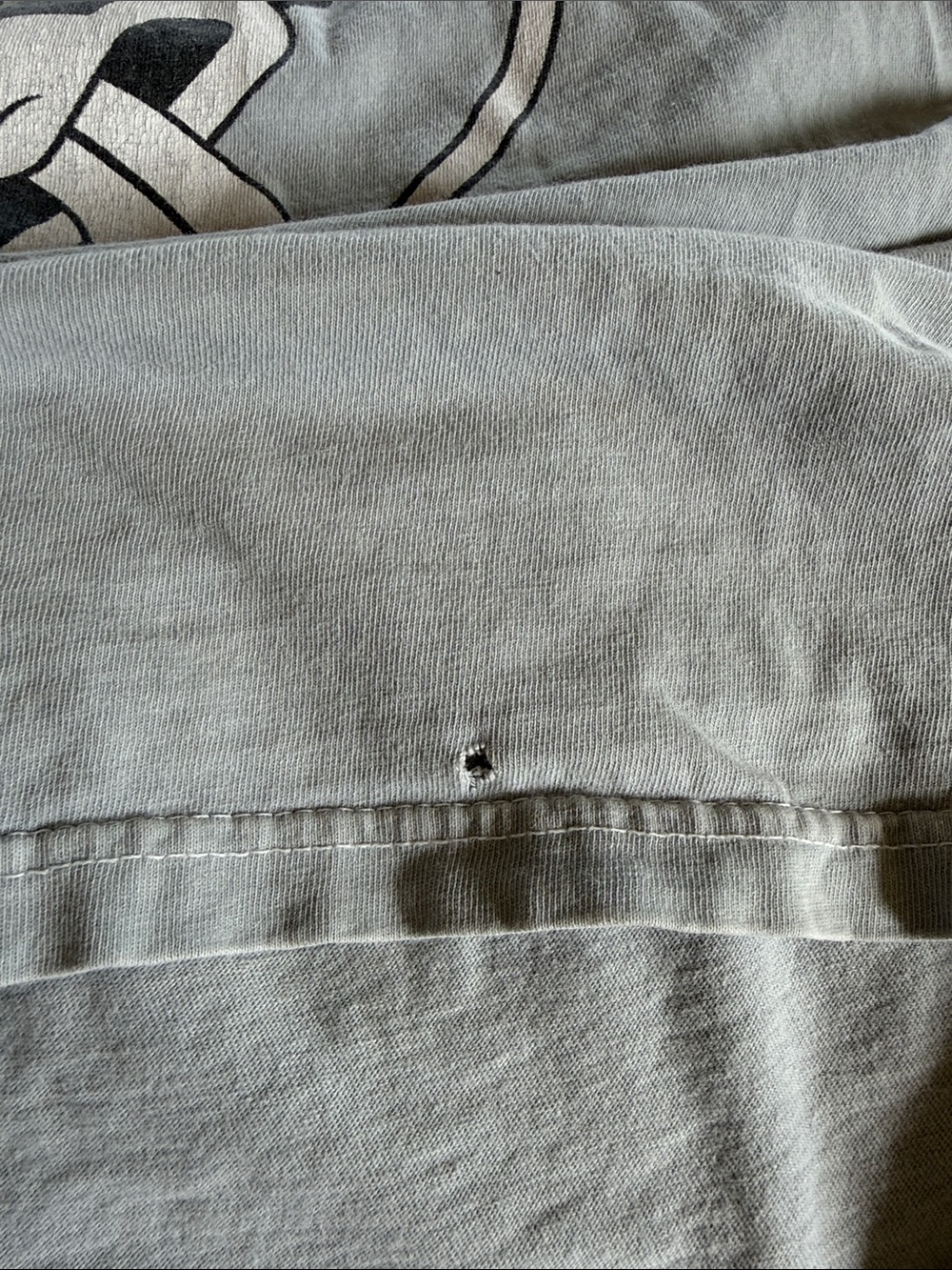 Jerry Garcia - Wolf Guitar Emblem T-Shirt - Picture 7 of 8